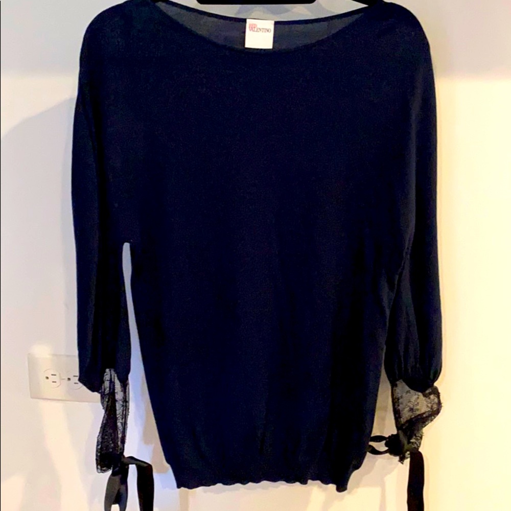 NWT red Valentino sweater with lace arm 110